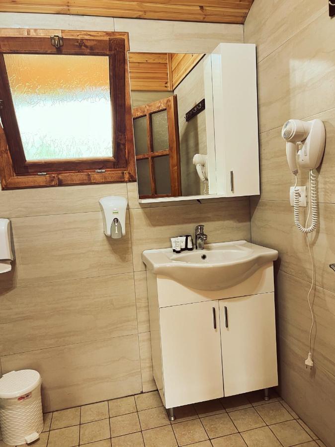 Hotel Farma Sotira Leskovik Zewnętrze zdjęcie